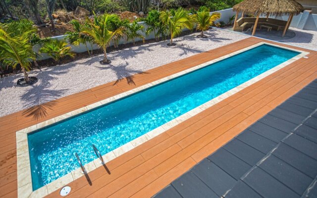 Luxurious Ocean View Getaway!