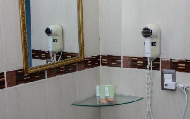 Hotel Bahia Suites