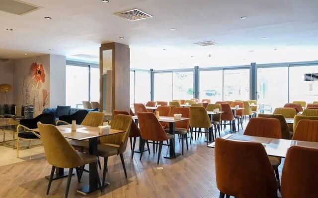 Beris Lara Hotel