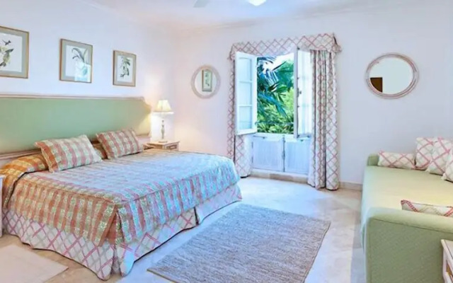Schooner Bay 201 - Condo Flamboyant
