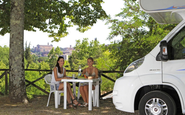 Camping Siena Colleverde