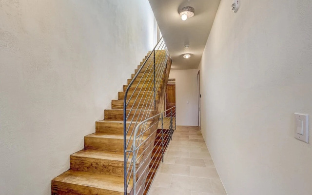 FRONTDESK 313 South St Apts Philadelphia