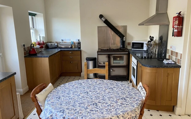 Ty Fynnon Holiday Cottage