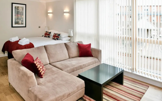 Your Space Apartments - Byron House