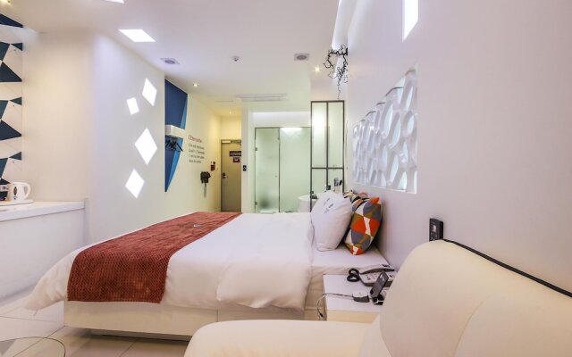 Yeosu Marina Self Check-in Motel