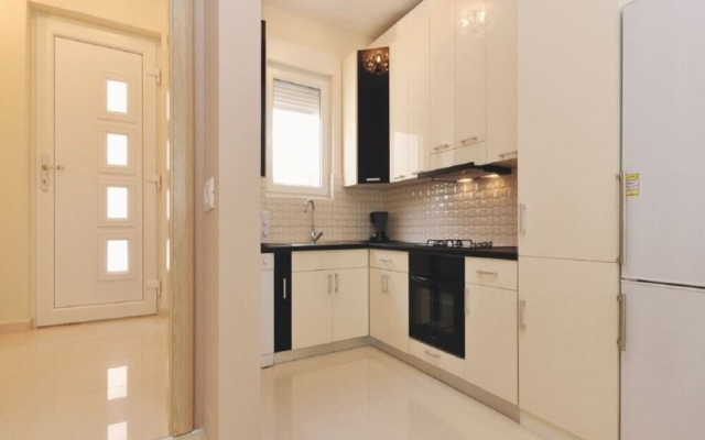 Silvi - With Large Terrace - H