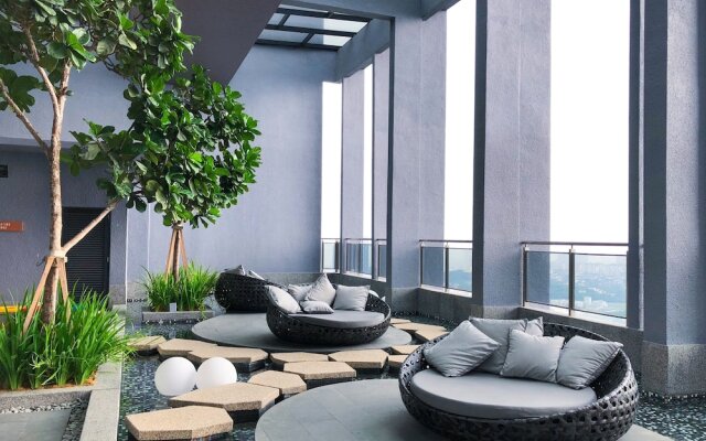 Expressionz Professional Suites by Luxurious Lifestyle Living