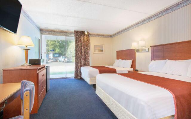 Howard Johnson by Wyndham Harrisburg