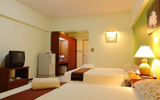 Regent Ramkhamhaeng and Apartment