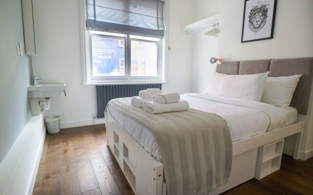 Airy Modern 1 Bed Apartment in Shoreditch