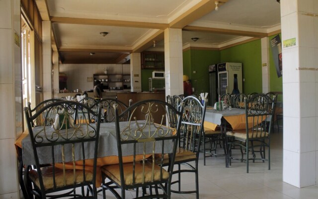 Visitors Inn