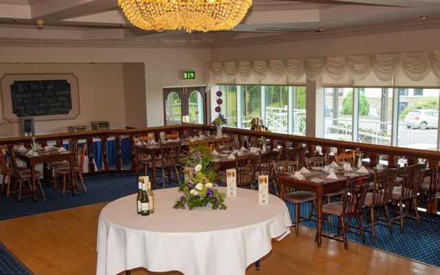 Westlodge Hotel