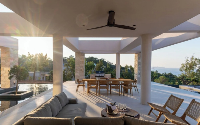 Seanatra Luxury Villas