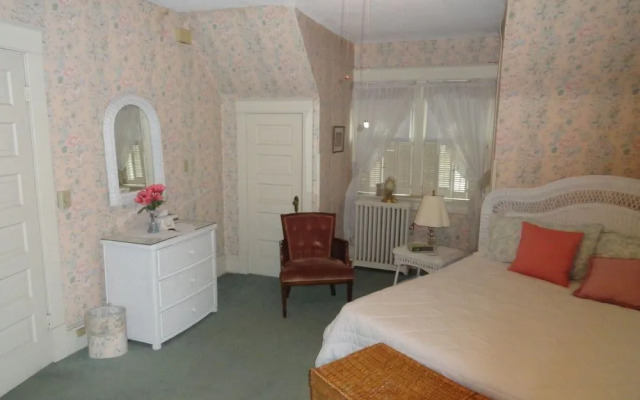 Victorian Inn B&B