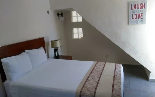 Maya Suites By LHMG