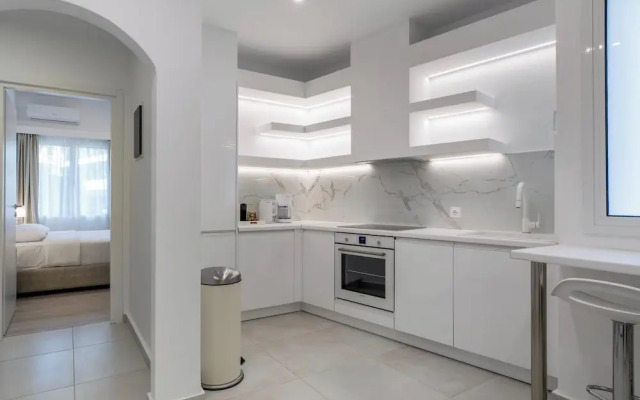 Acropolis Museum Apartment by A&A