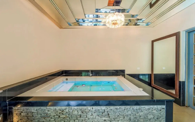 The Royal Retreat Resort & Spa