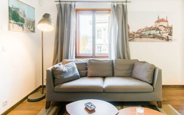 Modern Apartment in a Picturesque 15th-Century Building