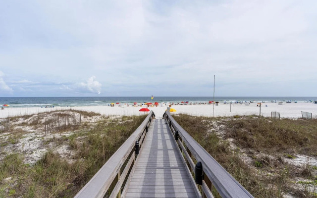 Windward Pointe 1002