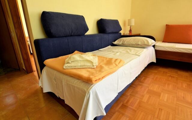 Apartments Pinka 30 M From The Sea