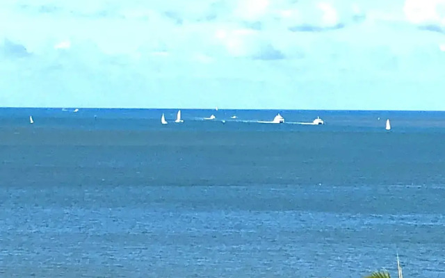 Cairns Apartment Esplanade Ocean Views