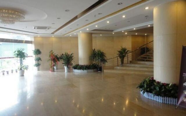 Zunhuang Holzd Ay Hotel