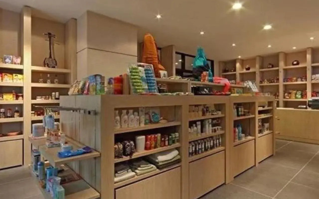 Kafuu Resort Fuchaku Condo Hotel