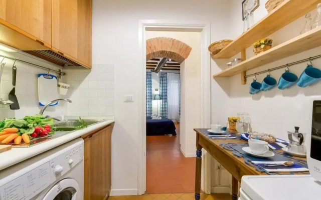 Rome as you feel - Piazza dei Satiri Studio