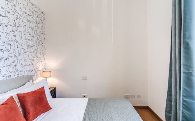 AwesHome Luxury Apartment