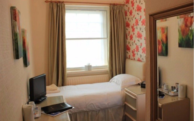 Virginia House Hotel