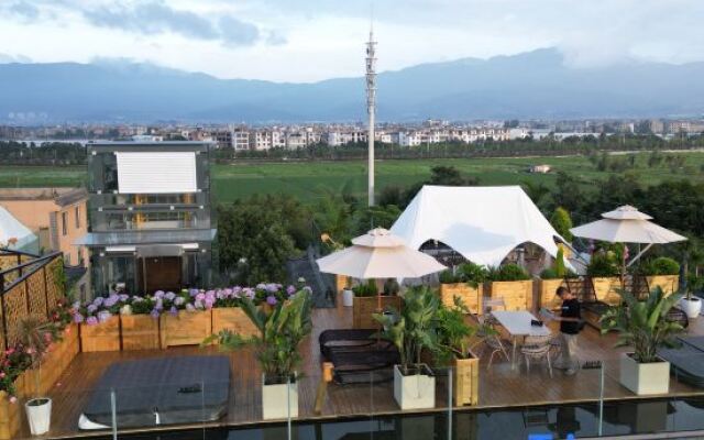 Fuxian Lake Xiake Yunqi Homestay