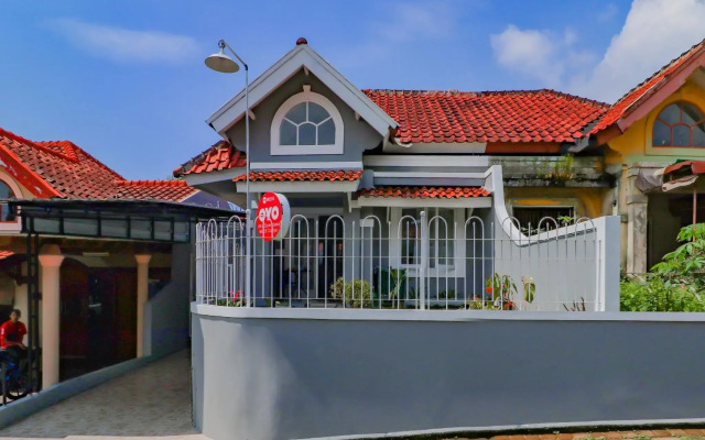 Villa Cipendawa Md28 Cianjur by OYO Rooms