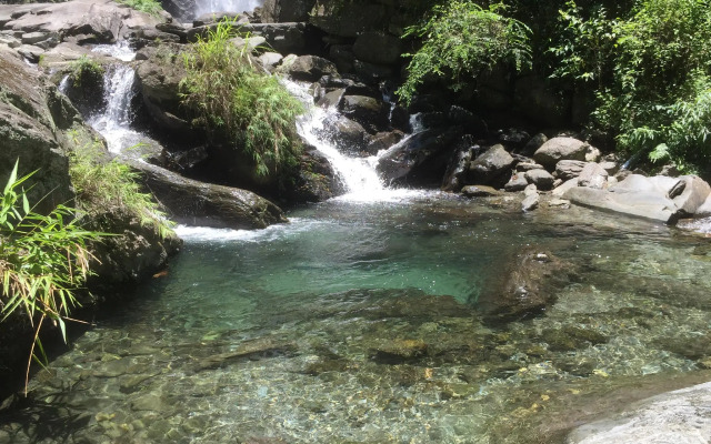Mt. River View & Waterfall Lodge