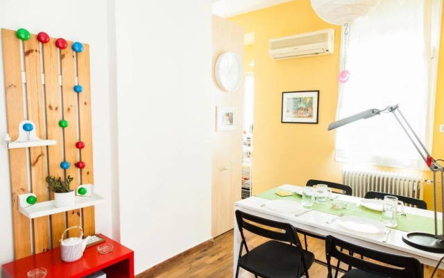 Bright apt w lovely view in Lycabettus