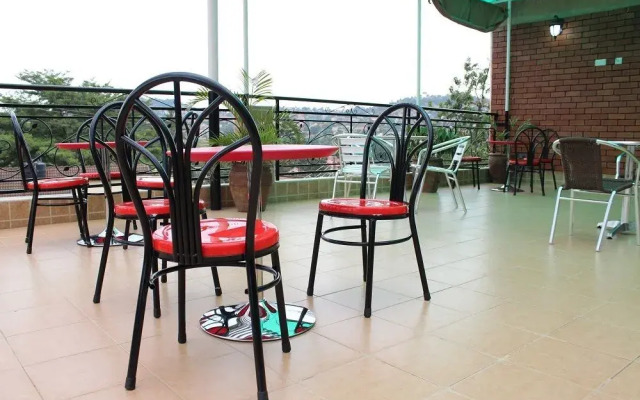 Marie's Royale Hotel