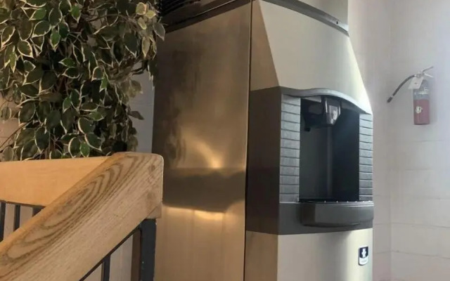 Bancroft Inn & Suites