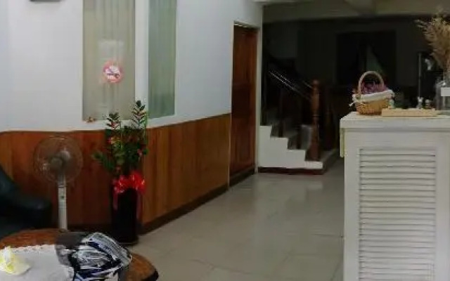 Qin Shui House