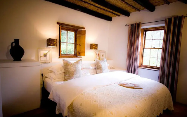 Augusta de Mist Country House and Kitchen