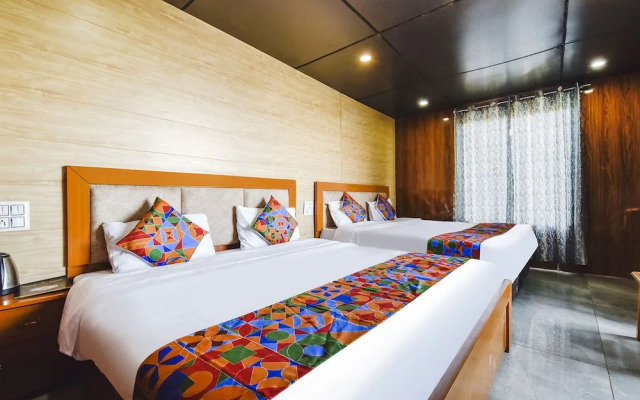 Fabhotel Neilkanth