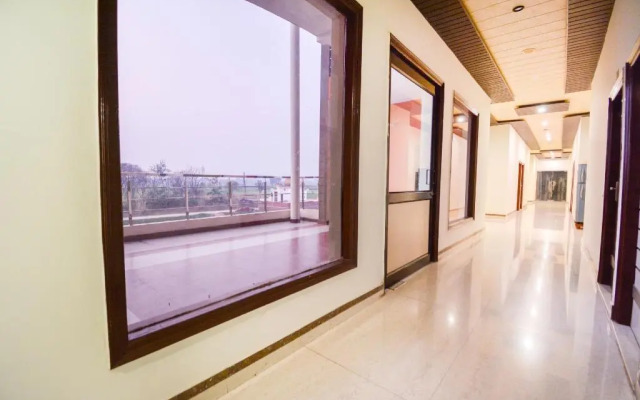 Hotel Down Town by OYO Rooms