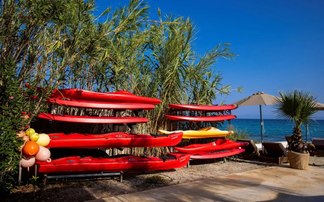 Nusa Suites & Villas