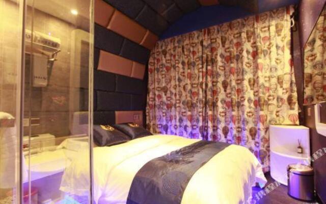 Bao Ling Smart Theme Hotel
