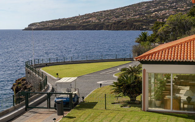 Albatroz Beach & Yacht Club