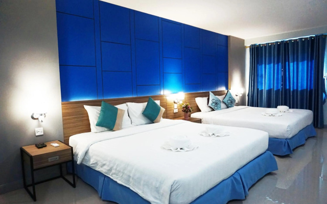 Saint Tropez Beach Resort Hotel – Guest Rooms – Tha Mai
