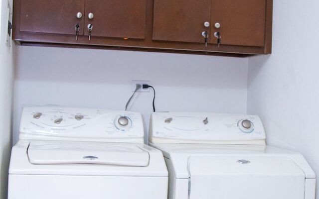 Beautiful New Home Near The US Consulate