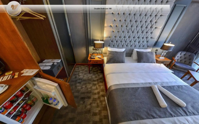 New Gate Hotel