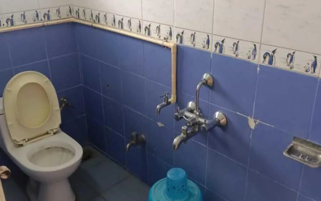 Sarang Lodging & Boarding