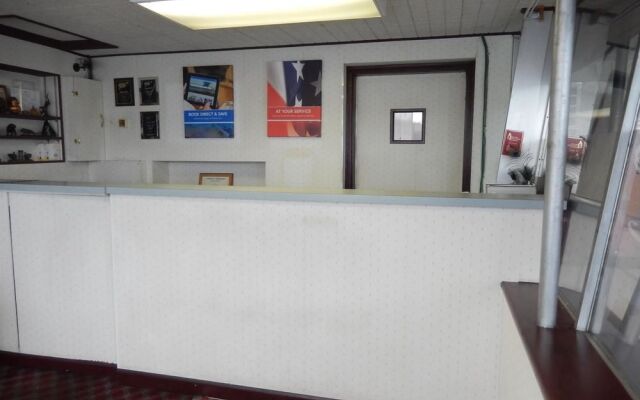 Scottish Inns and Suites - Bordentown