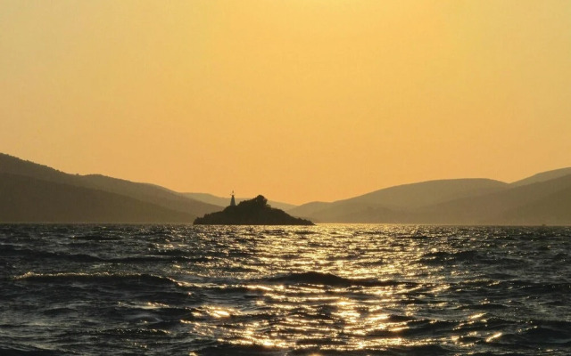 Amazing Home in Trogir With Wifi and 3 Bedrooms