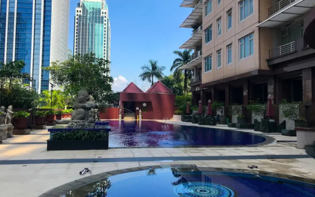 Strategic 2Br At Istana Sahid Sudirman Apartment